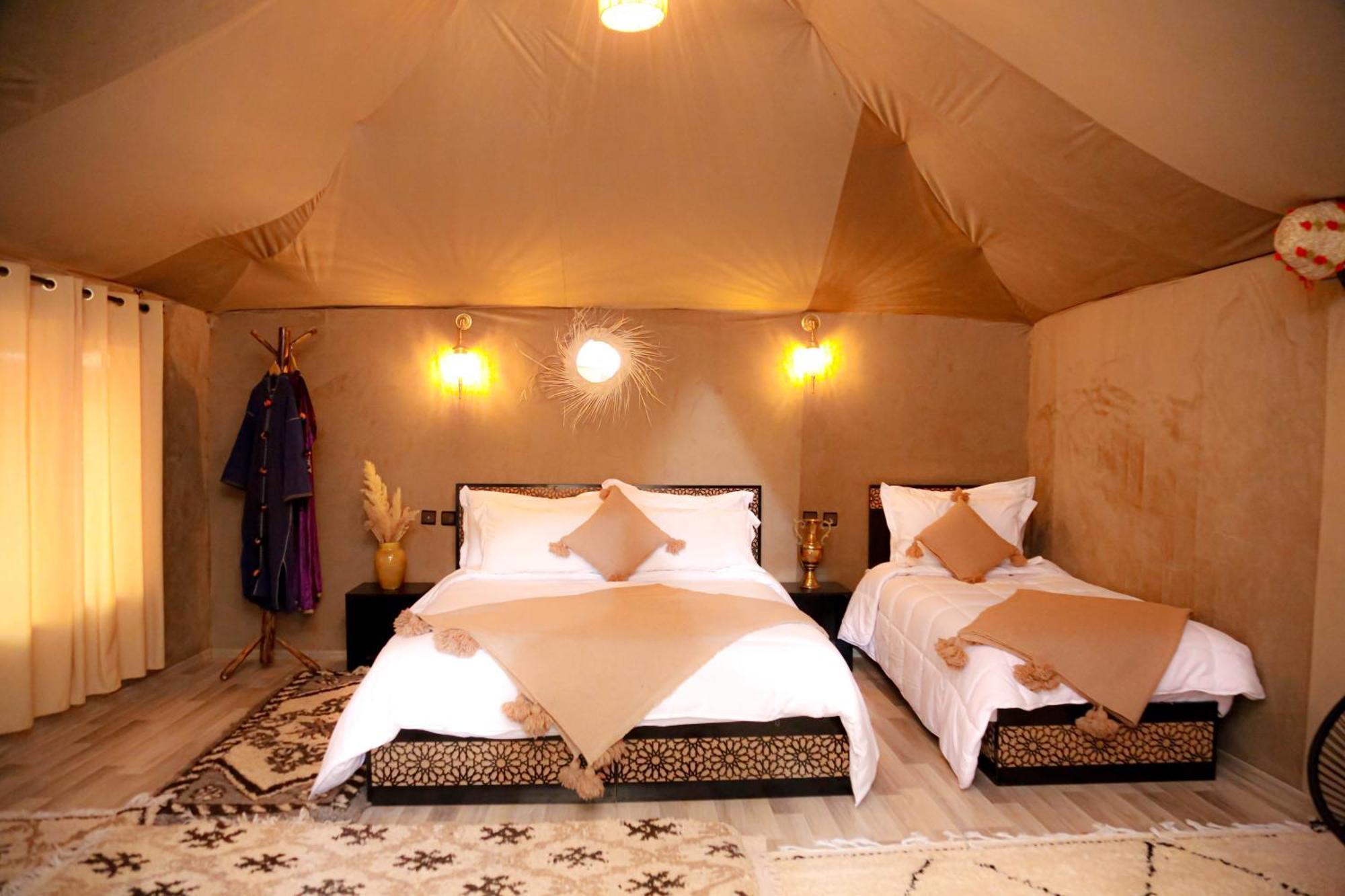 Salambo Tente Merzouga Extérieur photo